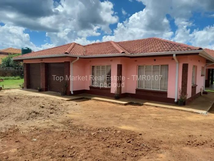 4 Bedroom House for Sale in Norton, Norton