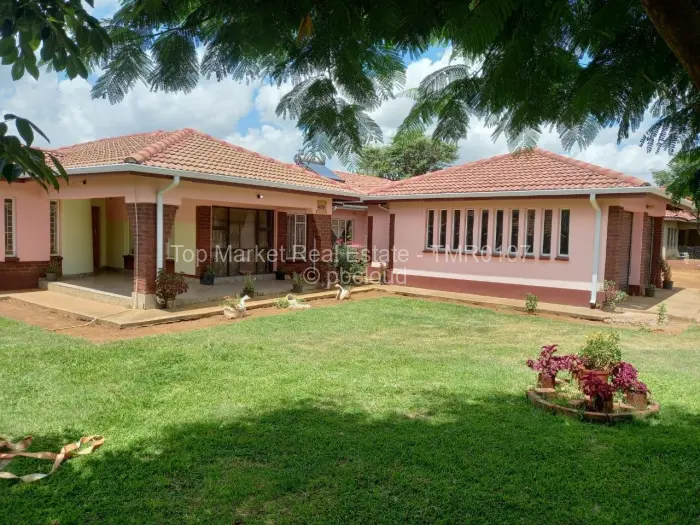 4 Bedroom House for Sale in Norton, Norton