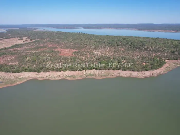 Commercial Stand for Sale in Mlibizi