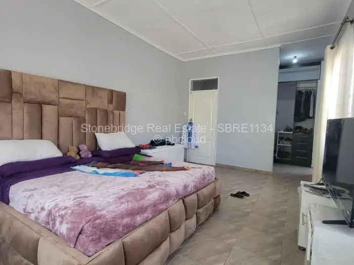 Townhouse/Cluster for Sale in Selbourne Park, Bulawayo