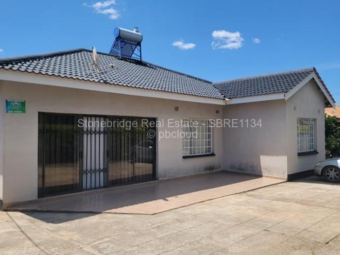 Townhouse/Cluster for Sale in Selbourne Park, Bulawayo