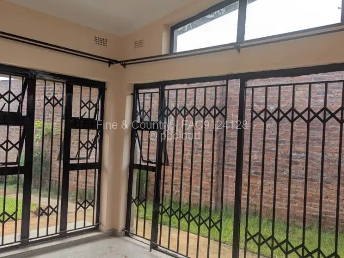2 Bedroom Cottage/Garden Flat to Rent in Hogerty Hill, Harare