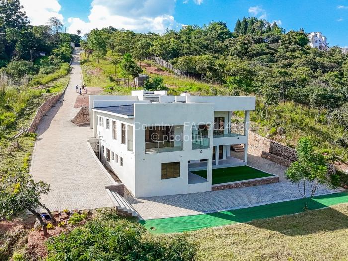 4 Bedroom House for Sale in Glen Lorne, Harare