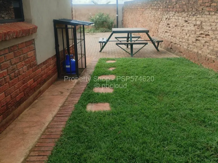 3 Bedroom Cottage/Garden Flat to Rent in Adylinn