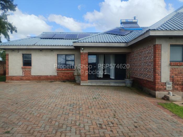 3 Bedroom Cottage/Garden Flat to Rent in Adylinn, Harare