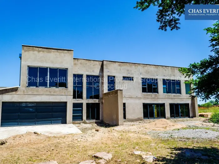 4 Bedroom House for Sale in Burnside, Bulawayo