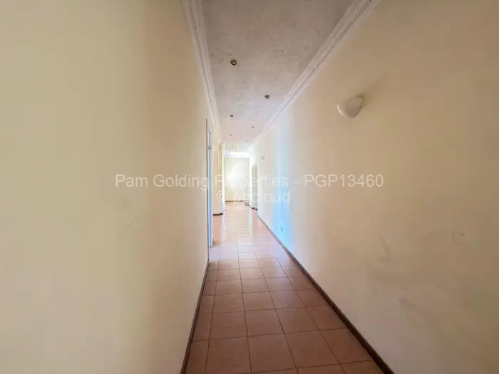5 Bedroom House for Sale in Burnside, Bulawayo