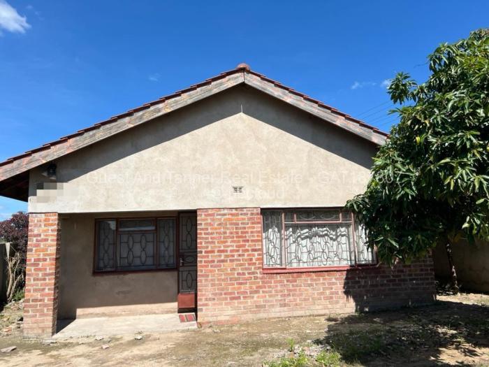3 Bedroom House for Sale in Gwabalanda, Bulawayo