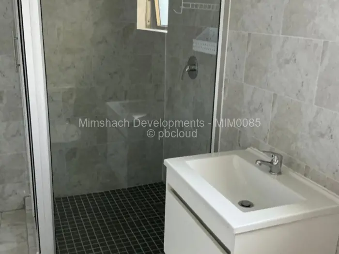 Townhouse/Cluster to Rent in Newlands, Harare