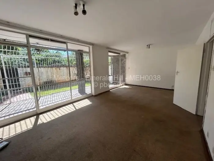 Flat/Apartment to Rent in Avenues