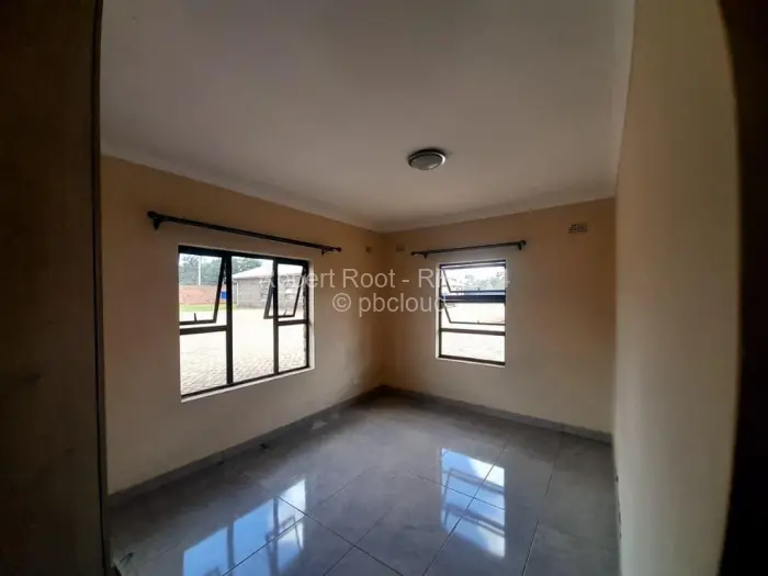 Flat/Apartment to Rent in Meyrick Park, Harare