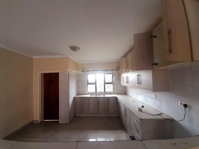 Flat/Apartment to Rent in Meyrick Park, Harare