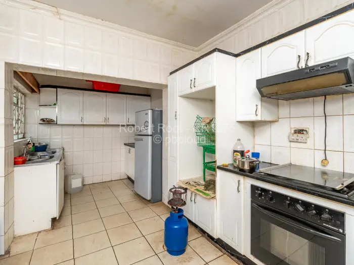 5 Bedroom House for Sale in Greendale, Harare