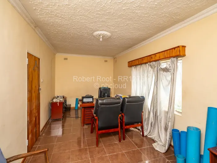 5 Bedroom House for Sale in Greendale, Harare