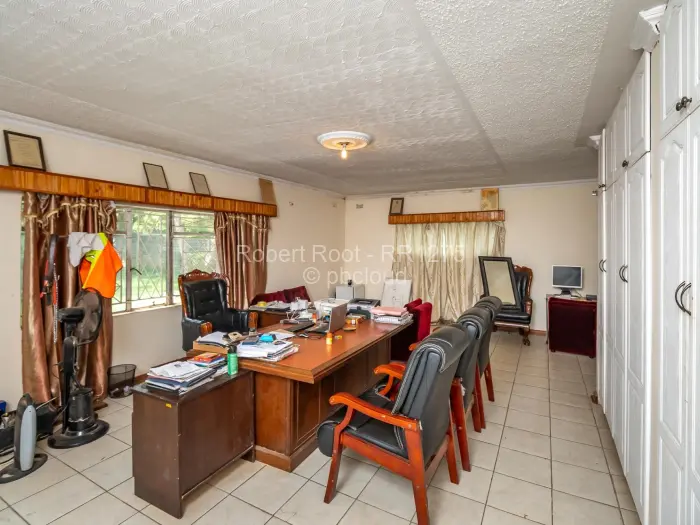 5 Bedroom House for Sale in Greendale, Harare