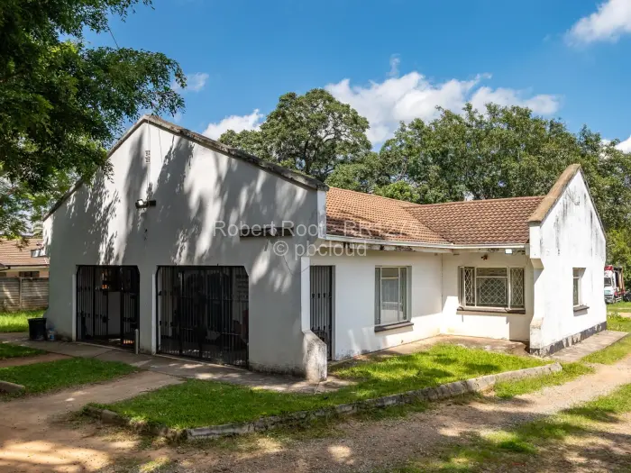 5 Bedroom House for Sale in Greendale, Harare