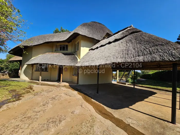3 Bedroom House for Sale in Kariba, Kariba