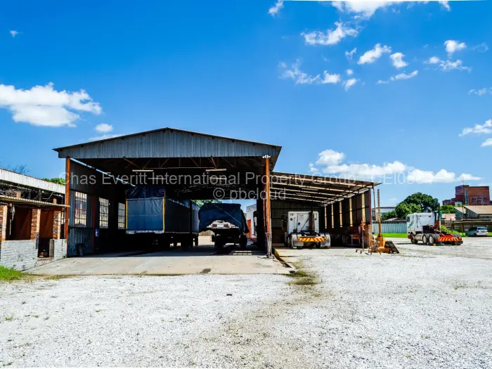 Warehouse/Industrial for Sale in Donnington, Bulawayo