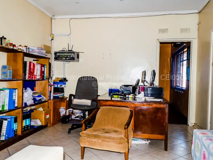 Warehouse/Industrial for Sale in Donnington, Bulawayo
