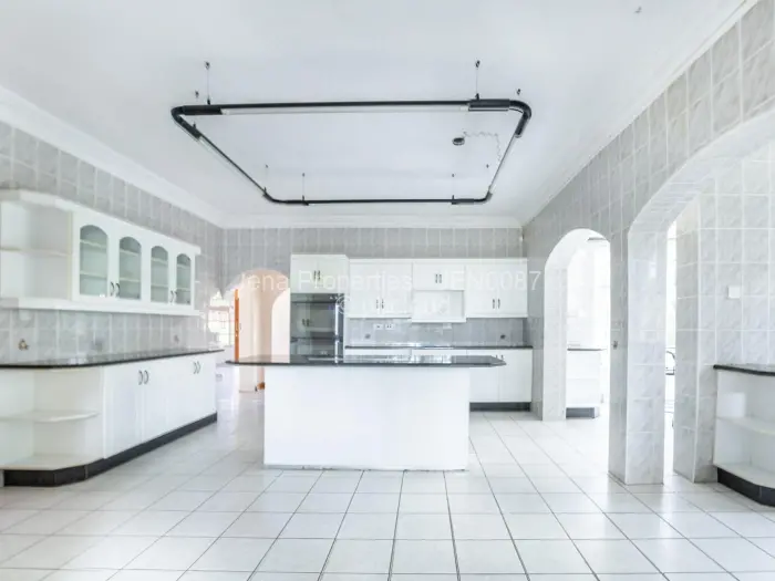 5 Bedroom House for Sale in Glen Lorne, Harare