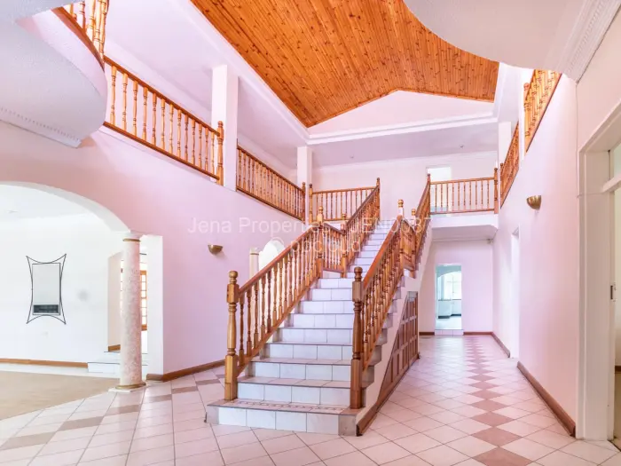 5 Bedroom House for Sale in Glen Lorne, Harare