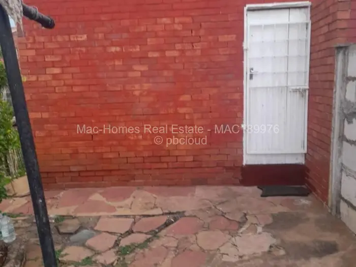 Flat/Apartment for Sale in Paddonhurst, Bulawayo