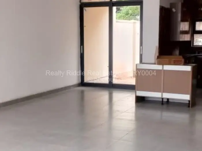 Townhouse/Cluster for Sale in Borrowdale, Harare