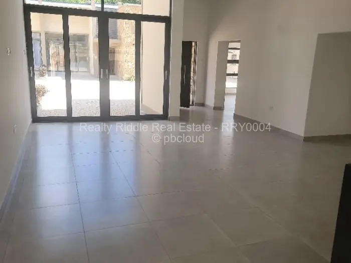 Townhouse/Cluster for Sale in Borrowdale, Harare