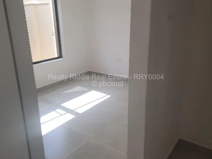 Townhouse/Cluster for Sale in Borrowdale, Harare