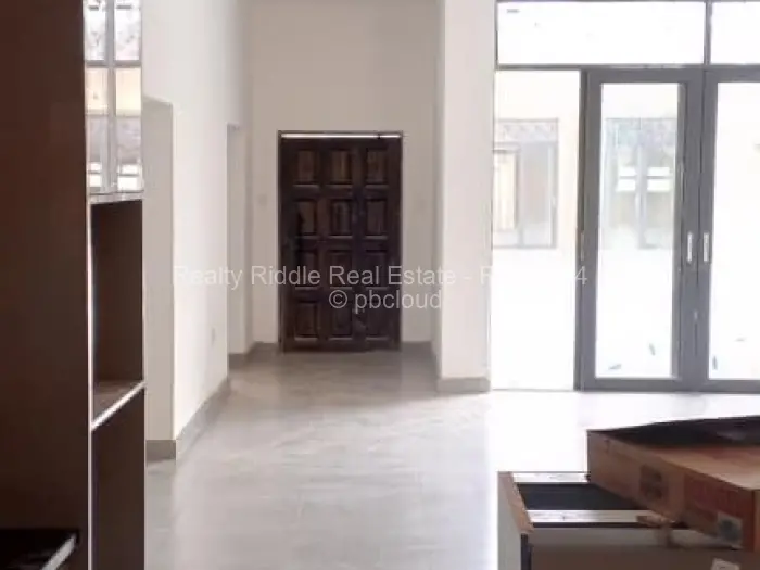 Townhouse/Cluster for Sale in Borrowdale, Harare