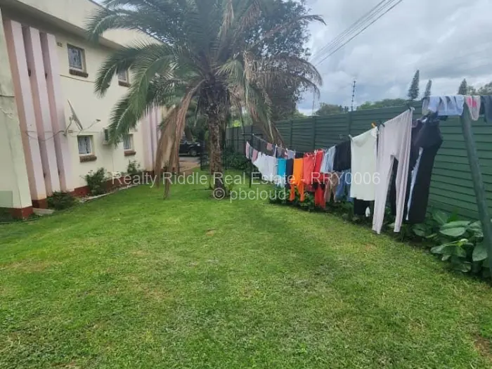 2 Bedroom Cottage/Garden Flat for Sale in Mount Pleasant, Harare