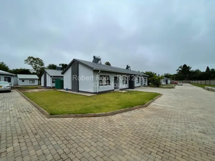 Townhouse/Cluster for Sale in Hillside Byo, Bulawayo