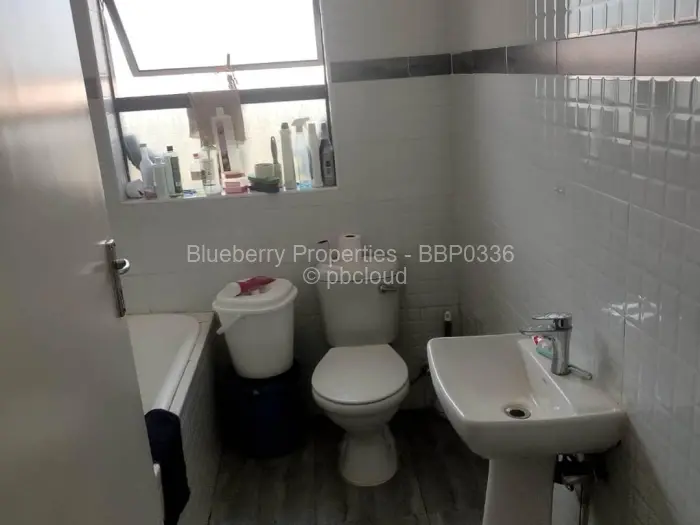 6 Bedroom House for Sale in Mount Pleasant Heights, Harare