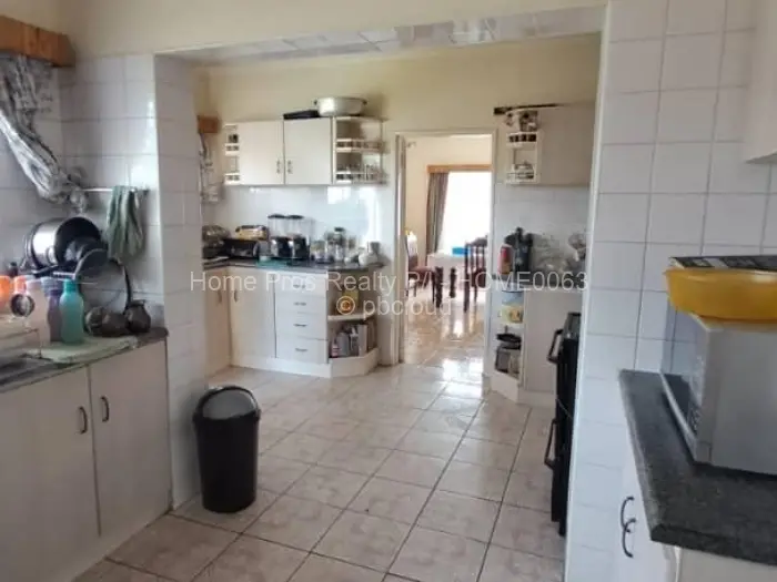 4 Bedroom House for Sale in Emerald Hill, Harare