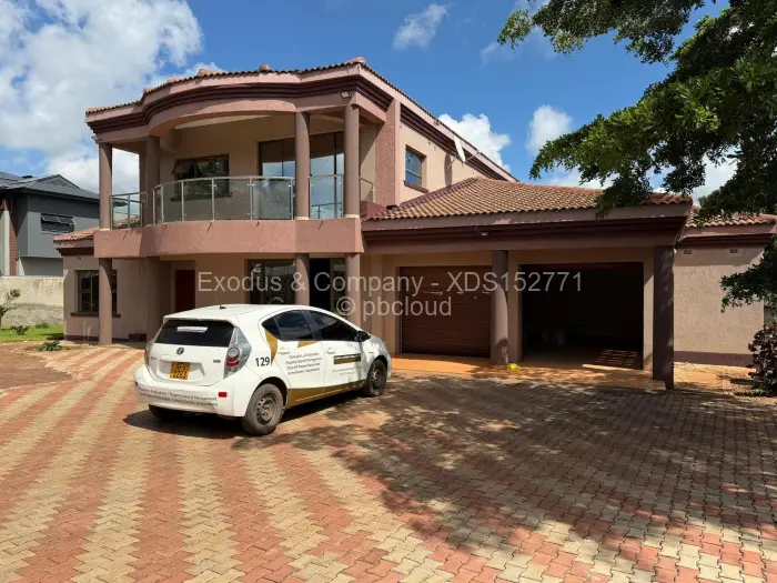 5 Bedroom House for Sale in Gletwin Park, Harare