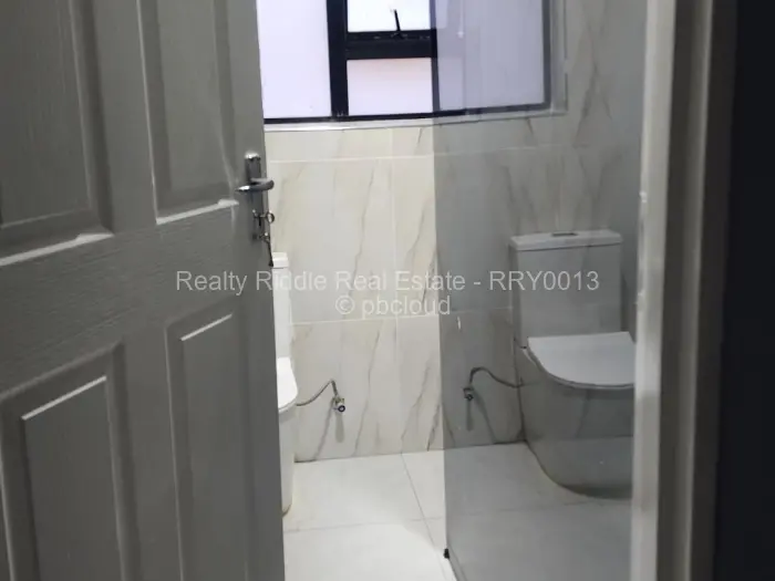 Townhouse/Cluster for Sale in Waterfalls, Harare