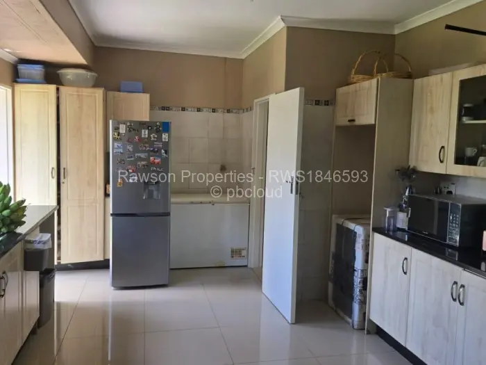 3 Bedroom House for Sale in Vainona, Harare