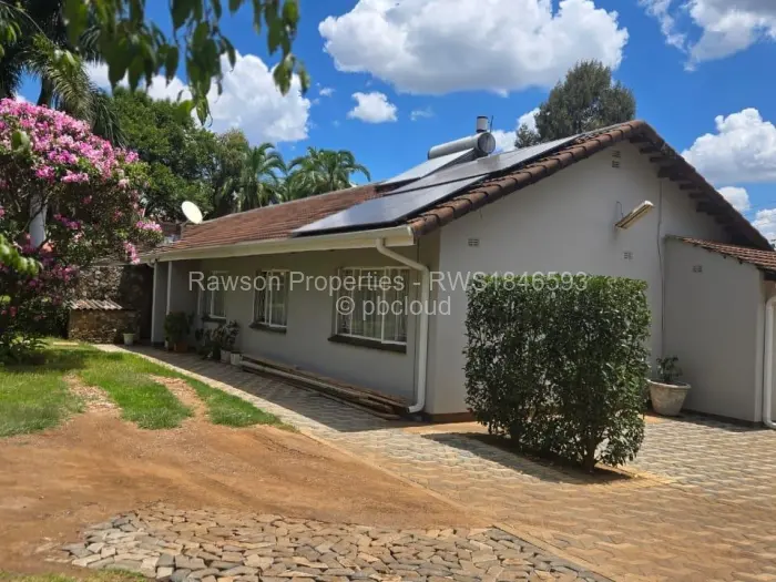 3 Bedroom House for Sale in Vainona, Harare