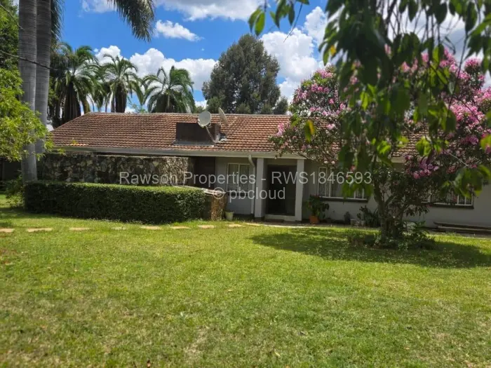 3 Bedroom House for Sale in Vainona, Harare