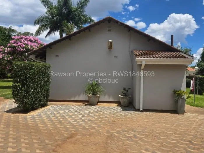 3 Bedroom House for Sale in Vainona, Harare