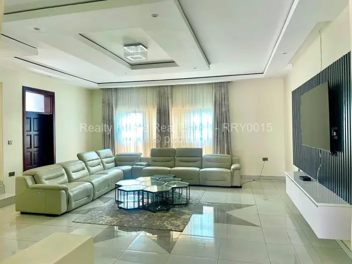8 Bedroom House for Sale in Gletwin Park, Harare