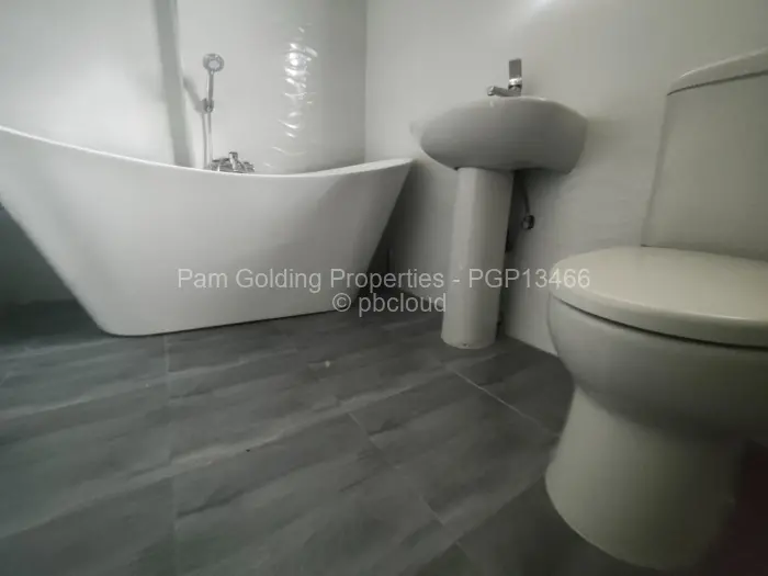 3 Bedroom Cottage/Garden Flat to Rent in Chisipite, Harare