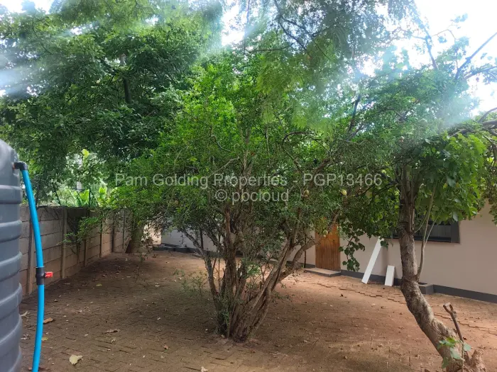 3 Bedroom Cottage/Garden Flat to Rent in Chisipite, Harare