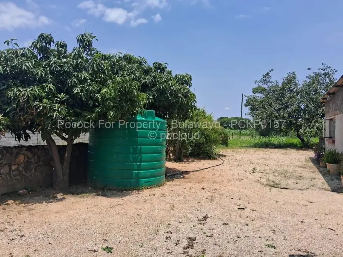 4 Bedroom House for Sale in Trenance, Bulawayo