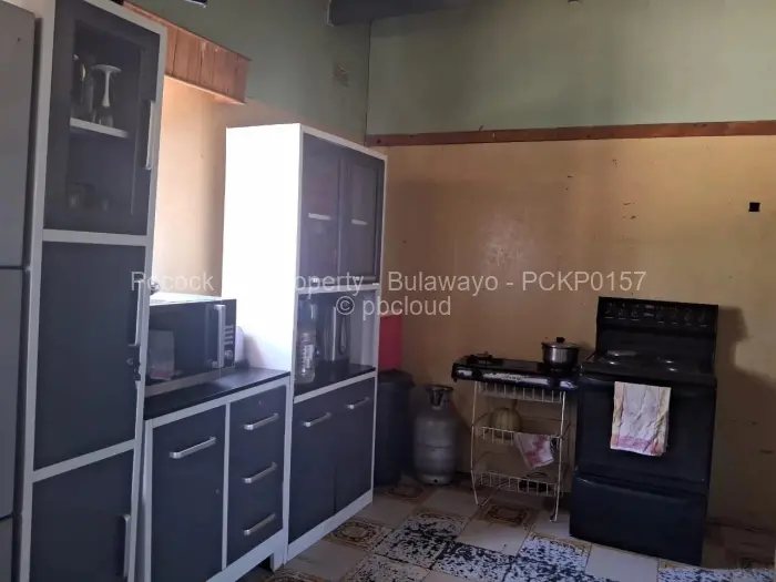 4 Bedroom House for Sale in Trenance, Bulawayo