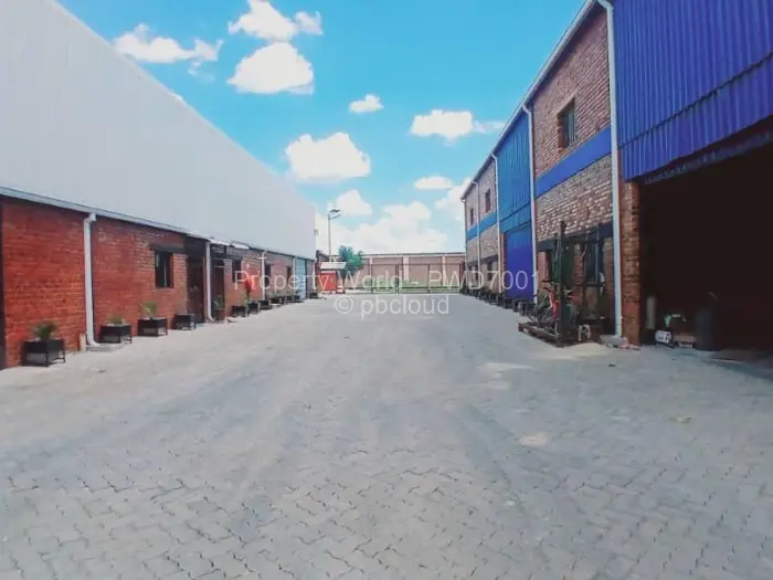 Warehouse/Industrial to Rent in Sunway City, Harare