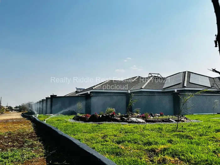 13 Bedroom House for Sale in Ridgeview, Harare