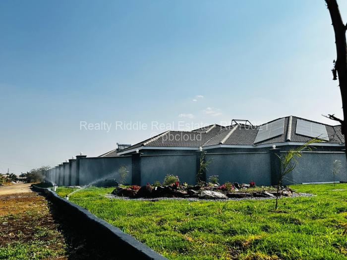 13 Bedroom House for Sale in Ridgeview, Harare