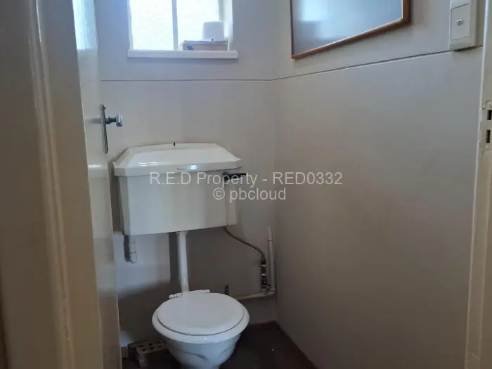 3 Bedroom House for Sale in Kumalo, Bulawayo