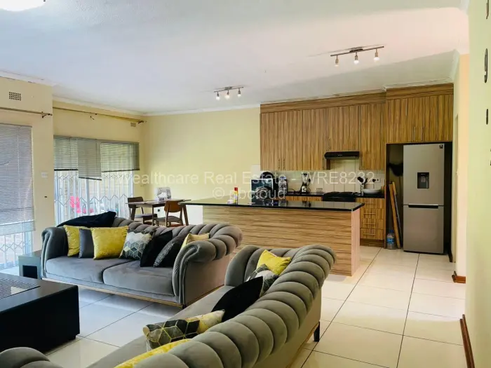 Townhouse/Cluster to Rent in Newlands, Harare